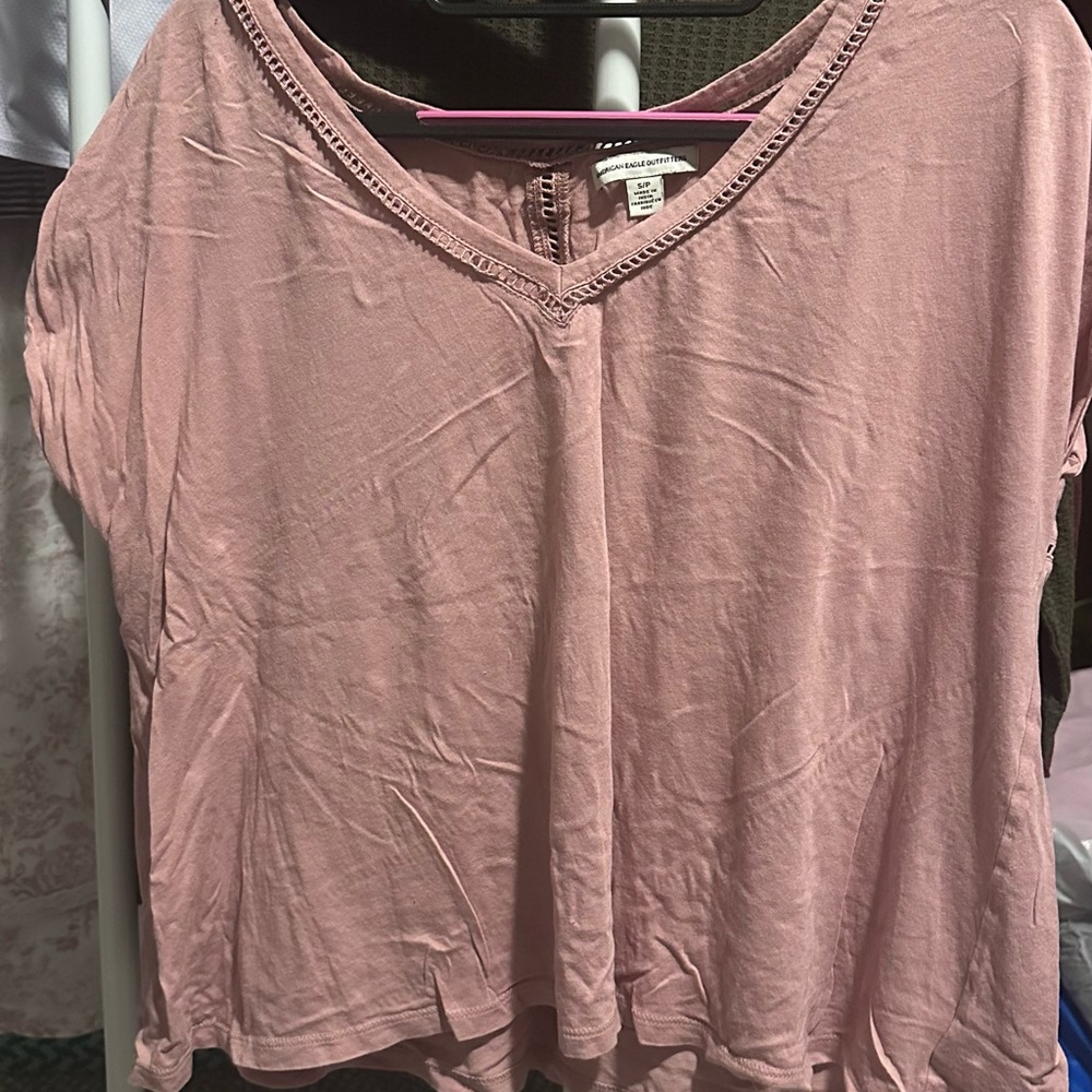 American Eagle Outfitters Dusty Pink V-Neck Short Sleeve Top